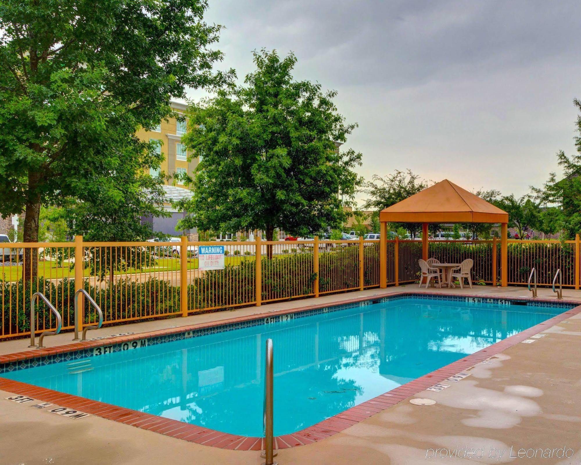 Comfort Inn & Suites Covington - Mandeville Exterior photo